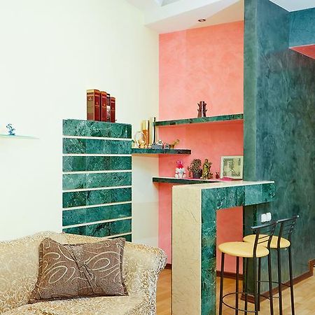 Apartment Deribasovskaya With Jacuzzi Odessa Exterior foto