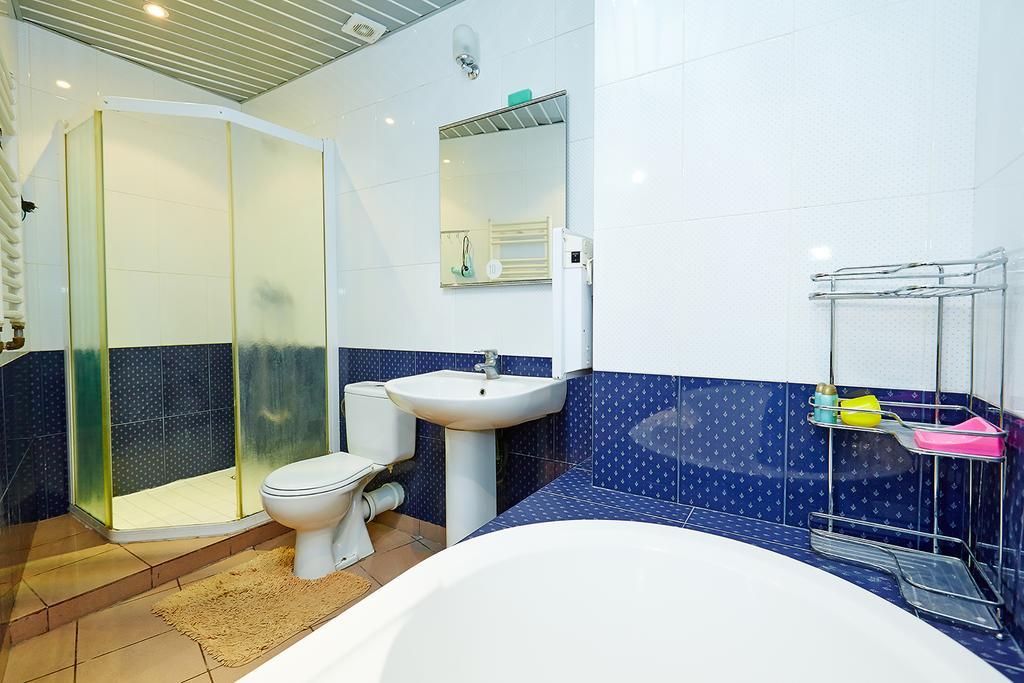 Apartment Deribasovskaya With Jacuzzi Odessa Exterior foto