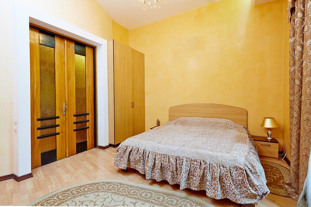 Apartment Deribasovskaya With Jacuzzi Odessa Exterior foto